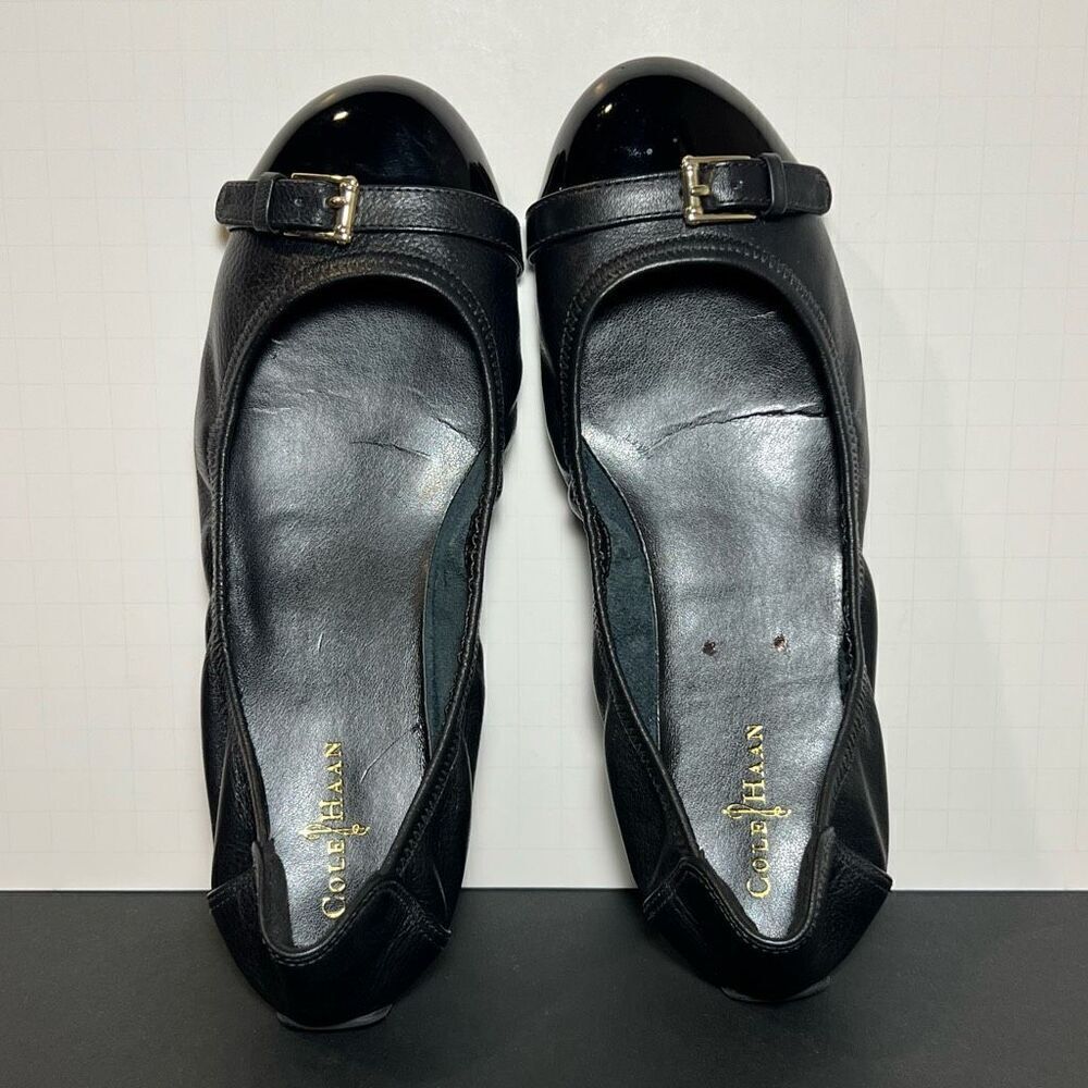 Womens COLE HAAN Classic Black Leather Slip On Flats / Size 7 Medium - Picture 5 of 8